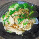 豚肉とワサビ菜のニンニク炒め